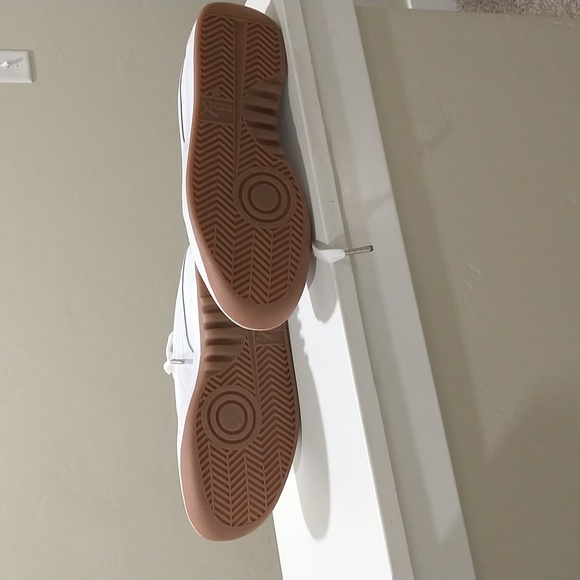 Sport shoes - Picture 3 of 4